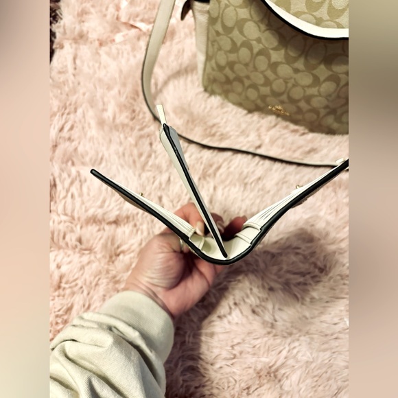 COACH Cream/Jacquard Leather Pennie Shoulder Bag & matching wallet - Picture 13 of 13